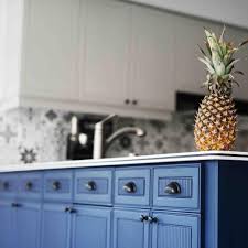 Cabinet Makeover With Chalk Paint Decorative Paint Project By Annie Annie Sloan Painted Furniture Annie Sloan Kitchen Cabinets Chalk Paint Kitchen Cabinets