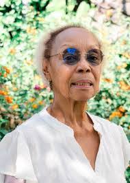 Elaine Kaplan's Instagram, Twitter & Facebook