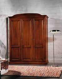 Armadio scarpiera a 2 porte in arte povera ante portascarpe mobile per scarpe laccato bianco. Mobili E Mobilifici A Milano Arte Povera Armadi Z906g