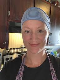 This is my 2019 pudding. Didn't have the right size bowl but it worked out  fine. The smell is amazing (probably due to that bottle of Hennessy in the  background 😉) and