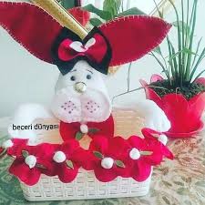 Tavsan Kirmizi Banyo Cocuk Odasi Mutfak Icin Aksesuardir Kirmizi Banyo Aksesuarlar Yatak Odasi