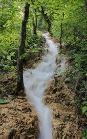 giresun un dereli ilcesindeki kuzalan tabiat parki bin 800 metre devam eden traverten grubu selaler ormanlar ve bircok dogal guze country roads road country