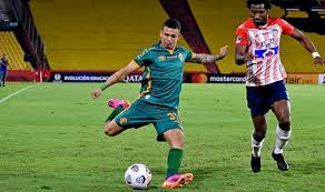 Acompanhe fluminense x junior barranquilla ao vivo pelo copa libertadores a partir das 21h30 (de brasília) com transmissão do canal fox sports. Em Jogo Tenso E Polemico Fluminense Empata Com Junior Barranquilla Mais Que Um Jogomais Que Um Jogo