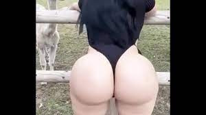 Big white pawg ass
