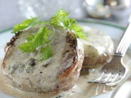 Tournedos De Biche Sauce Roquefort Recettes Recette Recette Recettes De Cuisine Tournedos