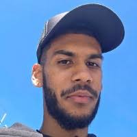 6300+ perfiles de «Nathan