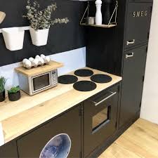 jenny gevaert sur instagram tout est sous controle le poulet est en preparation une machine est lanc cuisine enfant cuisines enfant diy deco chambre enfant