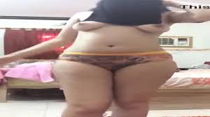 ديوث وزوجته بالنادي مع انطونيو