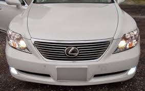 皆藤塾 bodyshopkaito レクサスls460からls600ｈのッドライトへ交換 茨城県稲敷市 bodyshopkaito レクサスls レクサス 茨城