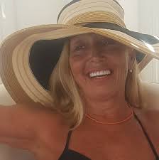 Laurie Farinacci added a new photo.