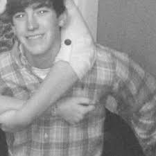 Nathan Hawk (@kittyhawk81)