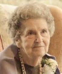 Edith Dugan's Instagram, Twitter & Facebook