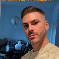 200+ "Toye" profiles