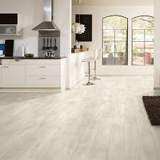 Logoclic Ambienta Laminat Eiche Bastogne 4 Fur 3 Aktion 4 Pakete A 1 73 M 1 285 X 192 X 10 Mm Landhausdiele Laminat Eiche Laminat Laminatboden