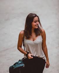 A atriz de 20 anos mostrou a sua barriga com o namorado, miguel coimbra, cantor dos d.a.m.a, ajoelhado à sua frente. 19 7 M Gostos 37 Comentarios Angie Costa Angeladscosta No Instagram Quot Ph Rodrigomateixeira Quot Ideias De Cabelo Roupas Famosos