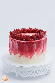 Sucht Ihr Eine Universelle Creme Die Gut Zum Fullen Einstreichen Und Dekorieren Von Torten Ist Creme Fur Torten Kuchen Und Torten Rezepte Kuchen Und Torten