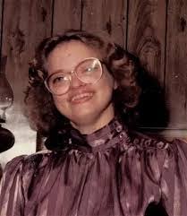 Sandra Hulsey's Instagram, Twitter & Facebook