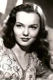 Wanda Hendrix's Instagram, Twitter & Facebook