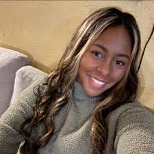 Paula's A Glassy Lady