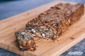 Ohne Mehl Und Ohne Backtriebmittel Ein Echtes Wunderbrot Brot Backen Ohne Mehl Brot Ohne Mehl Brot Backen Rezept