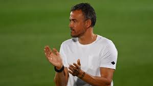 Football statistics of luis enrique including club and national team history. Spanish Football Evening Headlines Luis Enrique Speaks On Tumultuous Week La Roja To Be Vaccinated In The Morning Psg Announce Wijnaldum Signing Football Espana