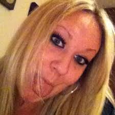 Emma Bowles (@xXxxEmmaxxXx)