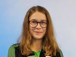 Lina Lang's Instagram, Twitter & Facebook