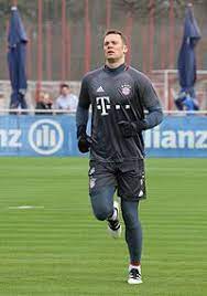 192 cm / 6' 3''. Manuel Neuer Wikipedia