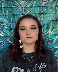 Caitlin Petersen (@beautybycaitlinp) • Instagram photos and videos