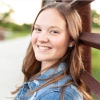 Leah Petty's Instagram, Twitter & Facebook