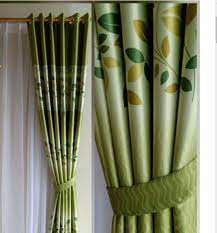 Dibandingkan dengan membuat bed cover yang sampai 14 hari yaa bund, membuat gorden memang paling cepat dan tidak terlalu ribet. Gorden Pintu Jendela Blackout Printing Hijau Model Smokring Ukuran Lebar 130 Cm Tinggi 230 Cm Terbaru Agustus 2021 Harga Murah Kualitas Terjamin Blibli