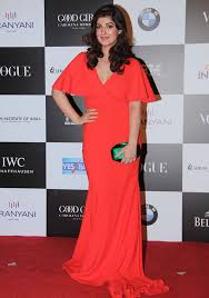 Twinkle Khanna S 10 Point Vogue Acceptance Speech Is The Best Thing You Will See Today point vogue acceptance speech