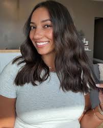 some brunettes by @hairbysamantha_jackson 🥥🤎☕️