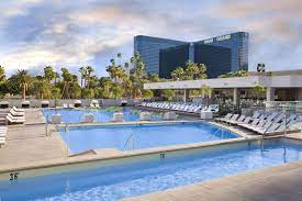 A Great View Of The Wet Republic Along With The Mgm Grand Hotel In Vegas Best Pools In Vegas Vegas Pools Las Vegas Pool