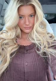 my skin has been GLASSSSS also taking dim & spironolactone cream.. making  the biggest difference 👏🏼 #skin #glass #skincare