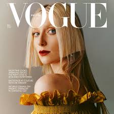 Simone Ashley: “I Don't Want To Be Put In A Certain Box. I Want To Be In  The Driver's Seat”