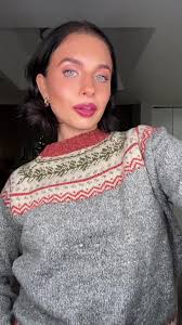 Unique Fall Sweaters for Your Holiday Outfits