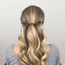 Then, the ponytail dials up the hairstyle's sporty appeal. Pin Auf For Me