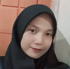 Kailey Bradley was sitting at Christmas breakfast with her family in Scott  County, Tenn., when her sister Delaney Neal mentioned that she had to dry  her clothes for three cycles before they