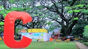 Belajar desain taman selamat sore sahabat rk, banyak sekali ide mengenai rumah serta semua isinya. Liburan Sambil Belajar Photo Di Taman Foto Bandung