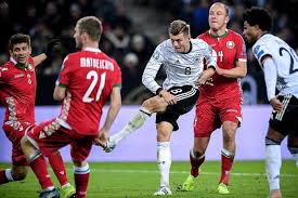 Zidane patiently waited for modric to finish his ritual of kissing his shin pads before giving out. Richard Buxton Build Germany Around Toni Kroos Latest Football News Sportal World Sports News