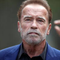 Arnold Schwarzenegger : en plein confinement, il s'organise des sorties en  moto
