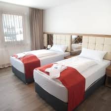 Die liste schwimmbad offenbach am main führt direkt zu den einzelnen angeboten. Home Hotel Hausen Messe Schulungs Konferenzhotel
