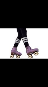 This is what I did all night last Tuesday night as a promo for  @rollerstuff. No, it’s not animation... I videoed myself over and over in  all these different skates and then cut them all together with ...