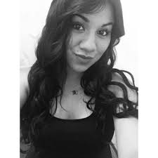 Deyanira Perez (@deyaniraaperez)