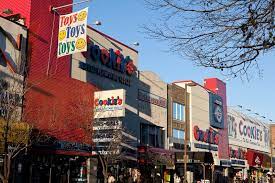 A Walking Tour Shopping Jamaica Avenue In Queens Wnyc News Wnyc