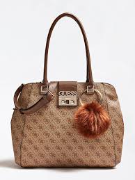 There are 416 sac bandoulière for sale on etsy, and they cost £56.17 on average. Sac A Main Logo Luxe Guess Marron Sacs A Main Guess Ventes Pas Cher Com Sac A Main Sacs A Main Guess Sac Guess