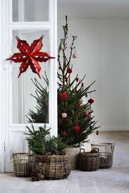 Discover savings on furniture & more. 34 Easy Christmas Home Decor Ideas Small Space Apartment Decoration For Holidays