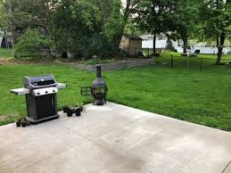 Installing edging pavers to your concrete patio adds some character and also accentuates its design. Best Garden Bed Shape For A Square Patio