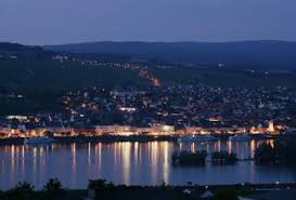 Speisekarte ihre veranstaltung privatfeier hochzeit firmenfeier weinprobe silvester. Seilbahn Rudesheim Uber Den Reben Schweben